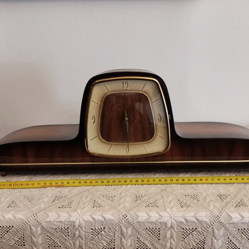 Hermle Chiming Wooden Mantel Clock vintage, like new, 1960 art deco