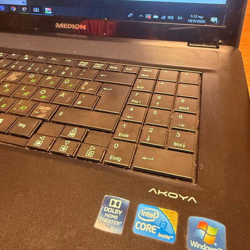 Medion Akoya E7214 Laptop used, Intel i3, 4GB RAM, dual HDD