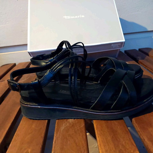Tamaris Comfort women's sandals size 38 black like new