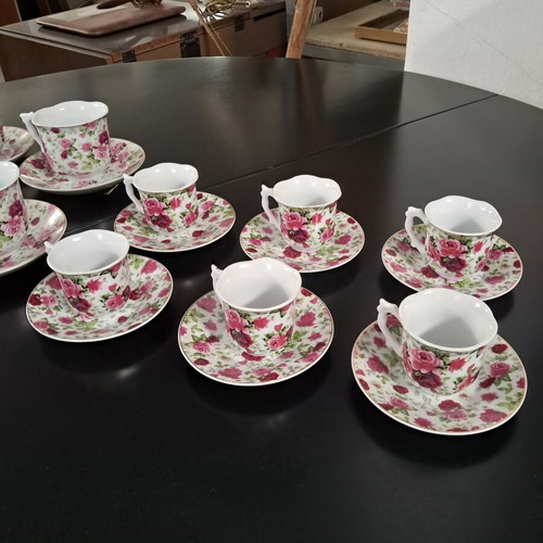 Coffee cup set like new, 12 pieces