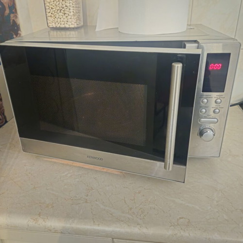 Kenwood Microwave Oven like new
