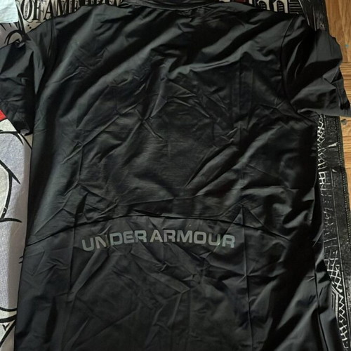 Under Armour Reflective Compression Shirt new, size M, black