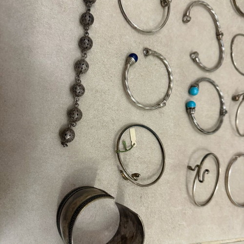 Silver jewelry used with 925 stamp weighing 300g