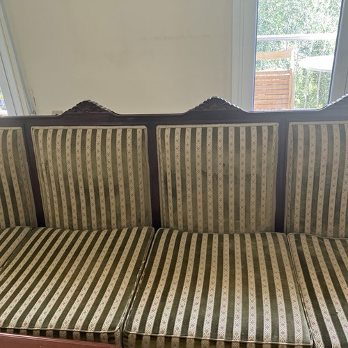 Sofa 4-seater used in very good condition