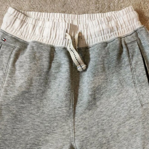 Tommy Hilfiger kids' grey tracksuit like new for 8-9 years