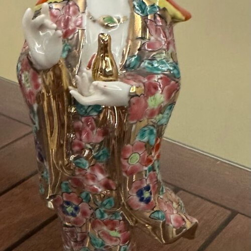 Decorative figurine Asian figure with floral patterns and gold details new