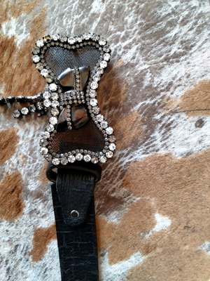 Leatherette belt like new with buckle and rhinestones