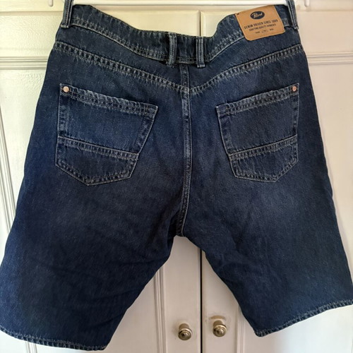 Petrol Industries men's bermuda shorts dark blue, like new, size M