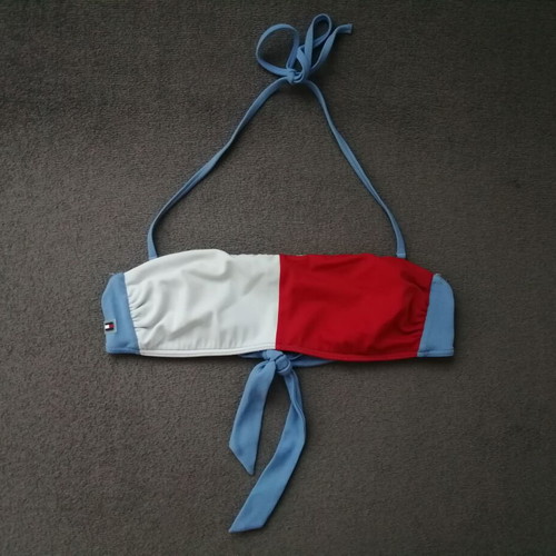 Tommy Hilfiger women's bandeau bikini top XS, white red light blue