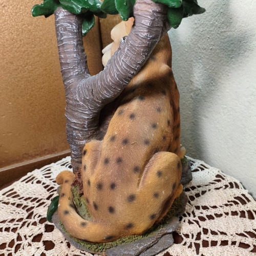 Vintage 1985 Hamco Baby Cheetah Tropical Forest resin decoration, large