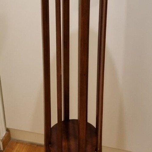 Vintage wooden plant stand like new