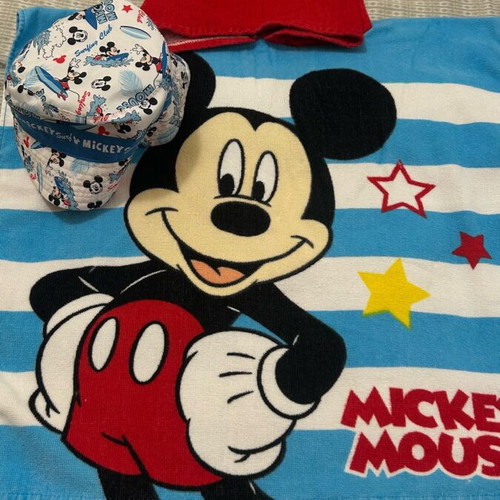 Mickey Mouse Poncho Towel like new, cotton, hooded