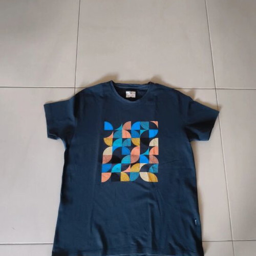 Side Effect men's short-sleeve t-shirt like new, blue multicolor, size L