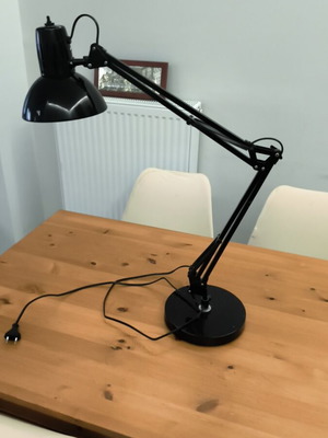 Desk lamp like new in very good condition