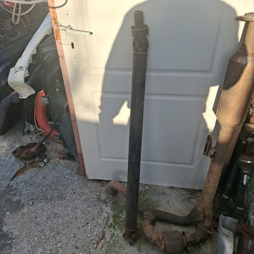 Suzuki Vitara 91-99mod central shaft used from 4-door