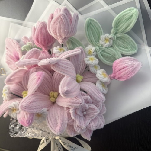 Handmade flower bouquet with waterproof wrapping, new