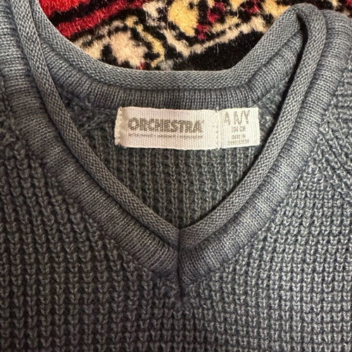 Orchestra thin V neck sweater for 4 years like new, blue
