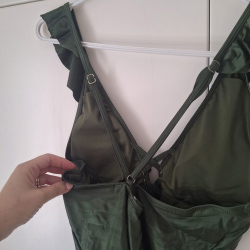 Anel swimsuit large like new