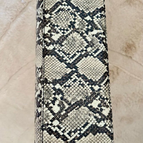 Guess handbag new, black and beige