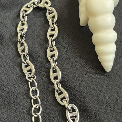 Bracelet modern stainless steel silver color, new