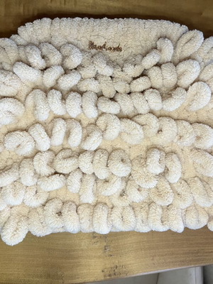 Puffy bag beige handmade with gold details and inner liner