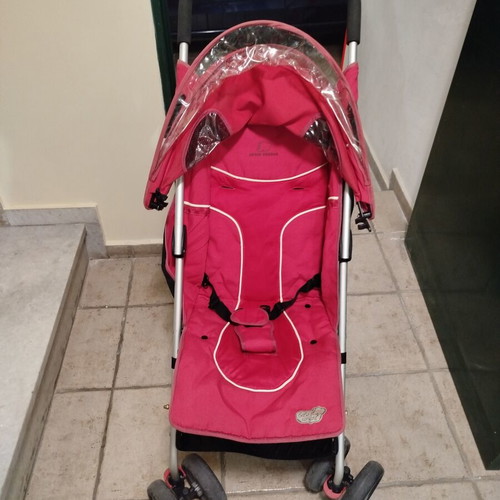 Bebe Confort Baby Stroller like new, lightweight umbrella type