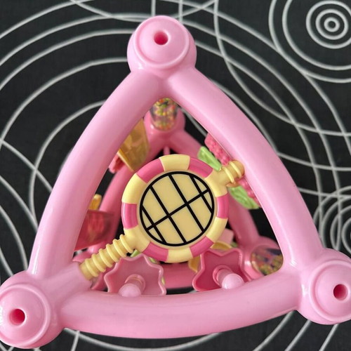 Baby Activity Cube like new, pink sensory toy