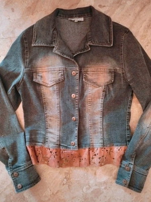 Vintage Y2K denim jacket like new with leather details