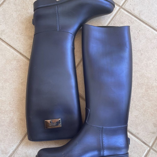Armani Exchange black boots size 38
