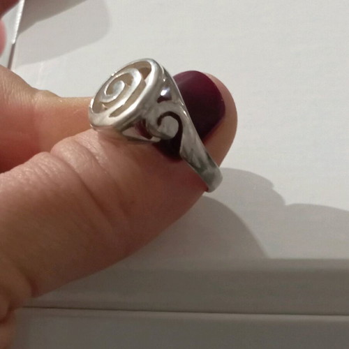 Silver 925 ring new with hallmark size 56-57