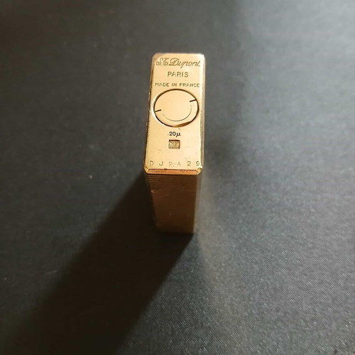 S.T. Dupont Ligne 2 lighter used, yellow gold finish