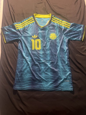 James Rodriguez Colombia World Cup football jersey Adidas away kit new