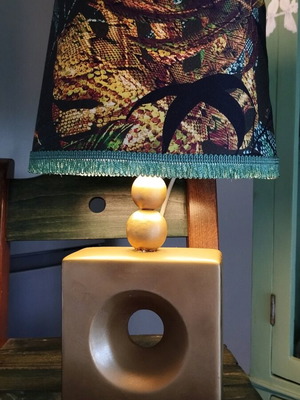 Table lamp like new with fabric lampshade