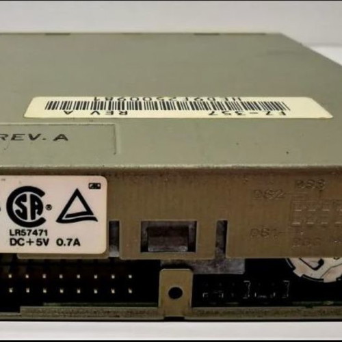 Chinon FZ-357 3.5" floppy drive μεταχειρισμένο, 1.44MB, ιδανικό για Amiga