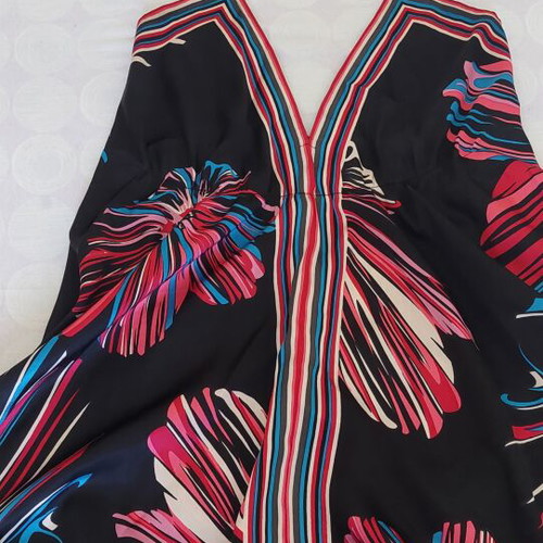 Bpc asymmetrical dress like new, black and colorful, sizes 38-42