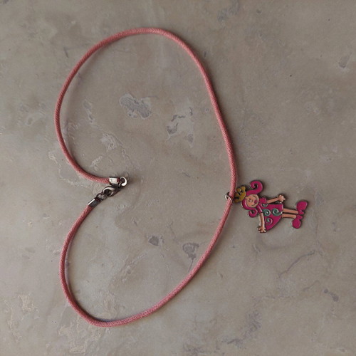 Children's necklace with pendant like new
