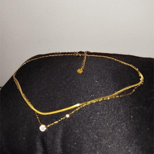 Double chain necklace like new with white crystal