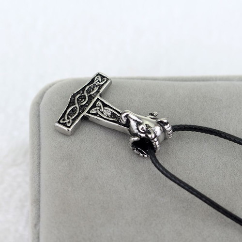 Mjolnir Thor Hammer Pendant with Cord like new