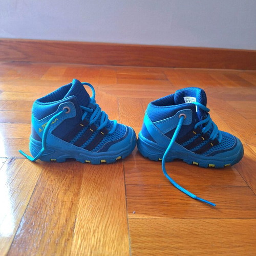 Adidas Terrex baby boots like new, size 19