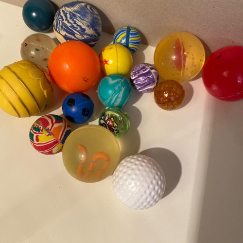 Toy balls used, pack of 21, various types