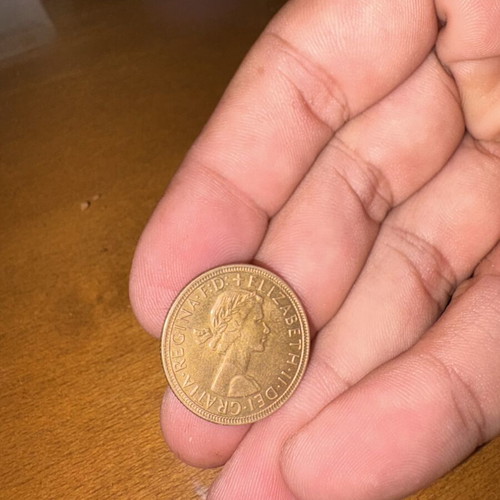 English gold coin, 7.8g, found in Mykonos sea