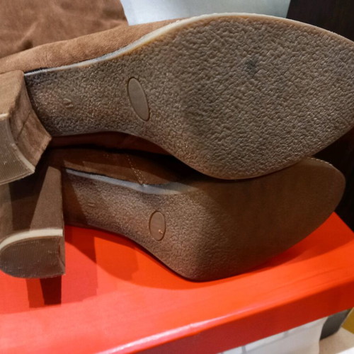Alta Moda tall brown suede boot like new, size 41
