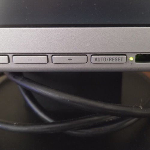 NEC AccuSync LCD73V 17" monitor used, 1280x1024 resolution