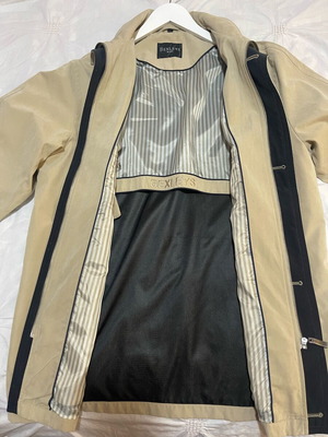 Bexley men's beige trench coat like new, size 48