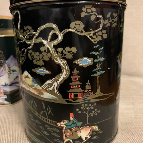 Vintage English metal tea tins with Chinese motifs used, set of 2