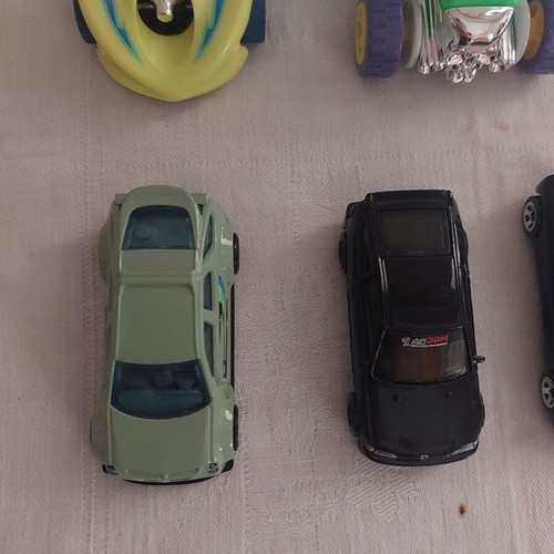 Hotwheels cars used, set of 8