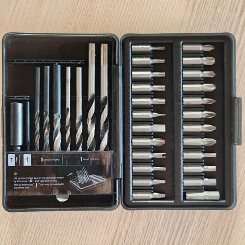 Xiaomi 12V Max Brushless Cordless Drill like new with 24 S2 steel bits