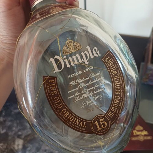 Dimple 15 Years Old Blended Scotch Whisky with Original Wooden Box new