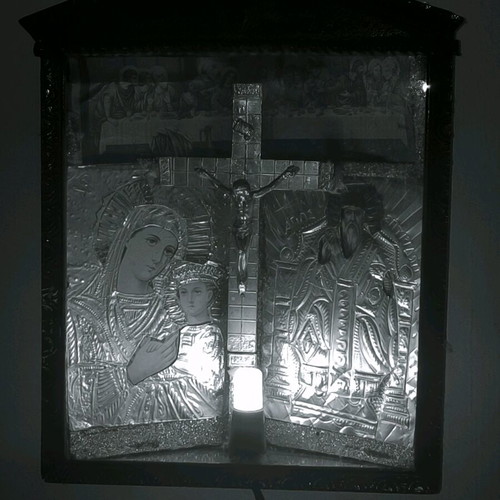 Retro iconostasis used with blue lamp, dimensions 35x25 cm
