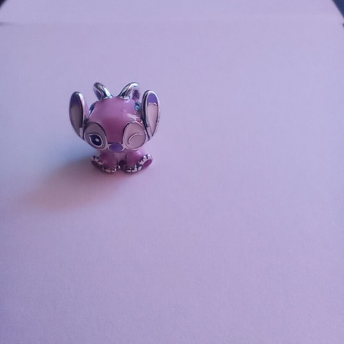 Pandora jewelry like new, silver color
